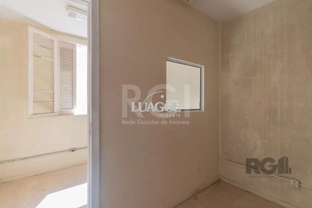 Casa à venda com 5 quartos, 202m² - Foto 1