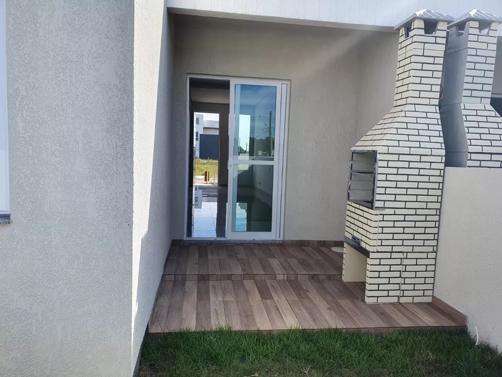 Casa à venda com 2 quartos, 75m² - Foto 4