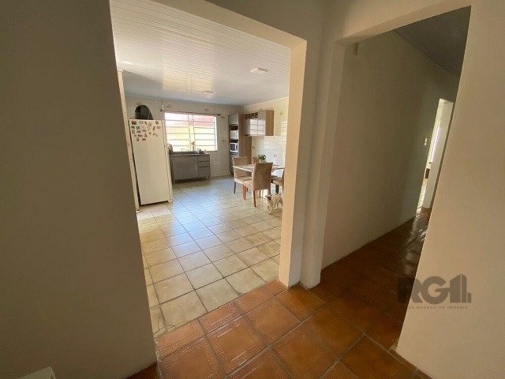 Casa à venda com 2 quartos, 67m² - Foto 4