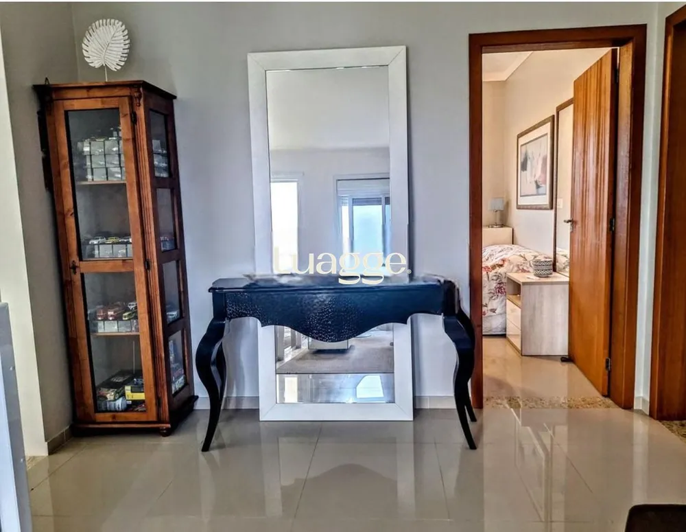 Casa, 3 quartos, 223 m² - Foto 1