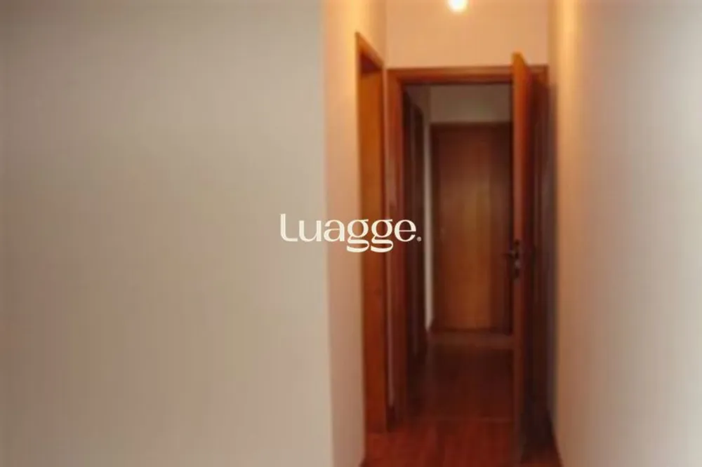 Casa, 3 quartos, 271 m² - Foto 4