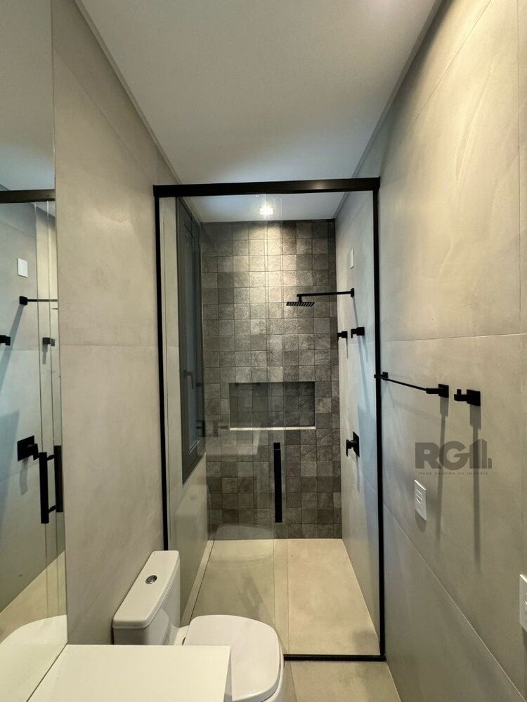 Casa de Condomínio à venda com 4 quartos, 250m² - Foto 3