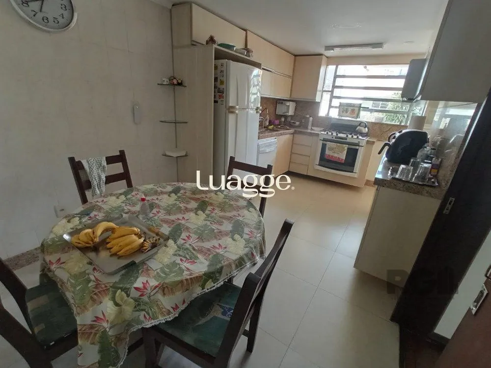 Casa, 4 quartos, 331 m² - Foto 1
