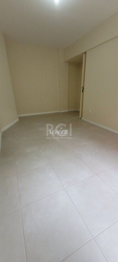 Apartamento à venda com 3 quartos, 104m² - Foto 4