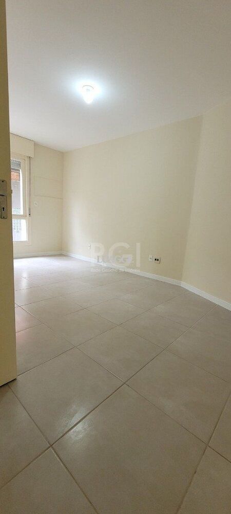 Apartamento à venda com 3 quartos, 104m² - Foto 3