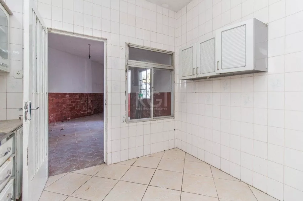 Casa à venda com 3 quartos, 277m² - Foto 14