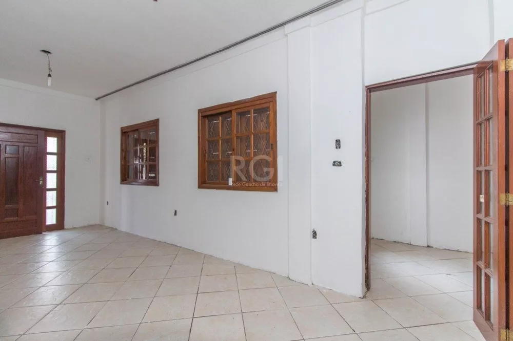 Casa à venda com 3 quartos, 277m² - Foto 7