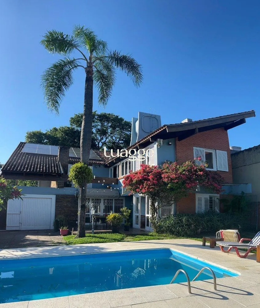 Casa, 4 quartos, 329 m² - Foto 1