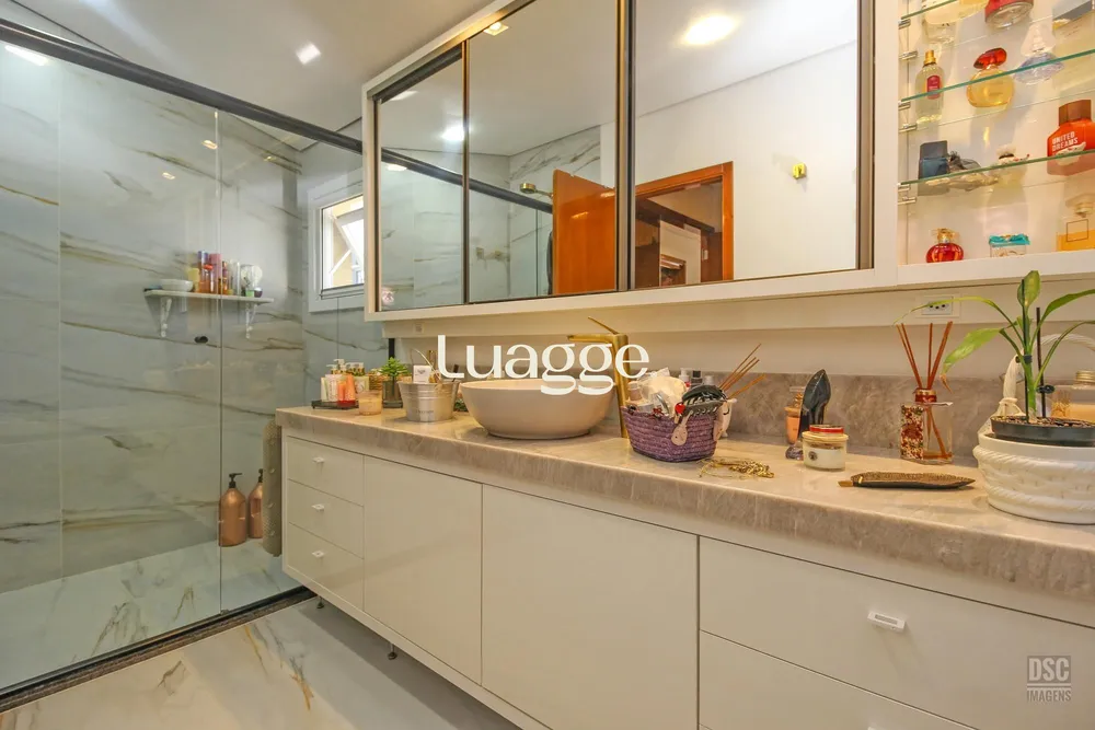 Casa, 3 quartos, 351 m² - Foto 1