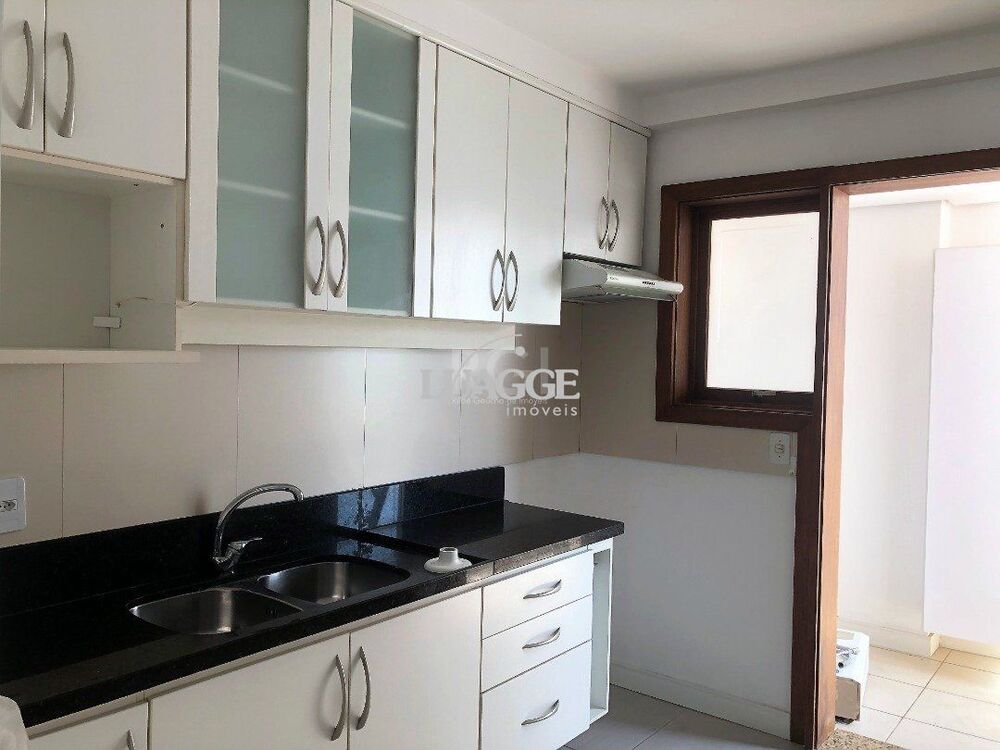 Apartamento à venda com 2 quartos, 80m² - Foto 3