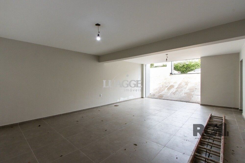 Casa para alugar com 3 quartos, 260m² - Foto 4
