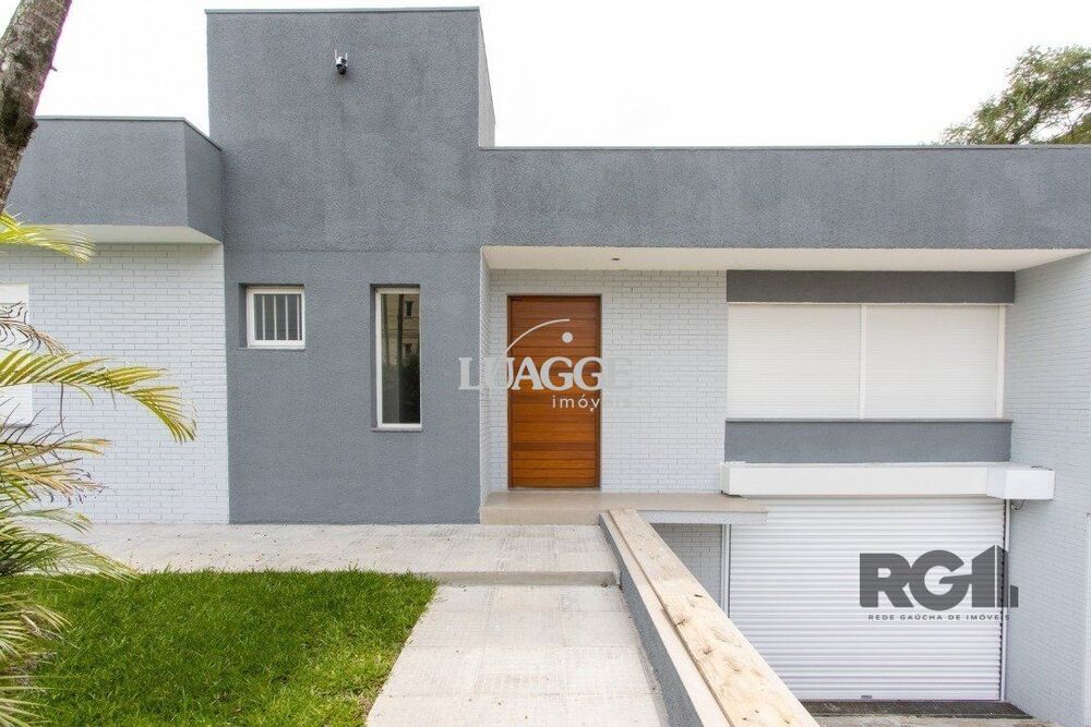 Casa para alugar com 3 quartos, 260m² - Foto 1
