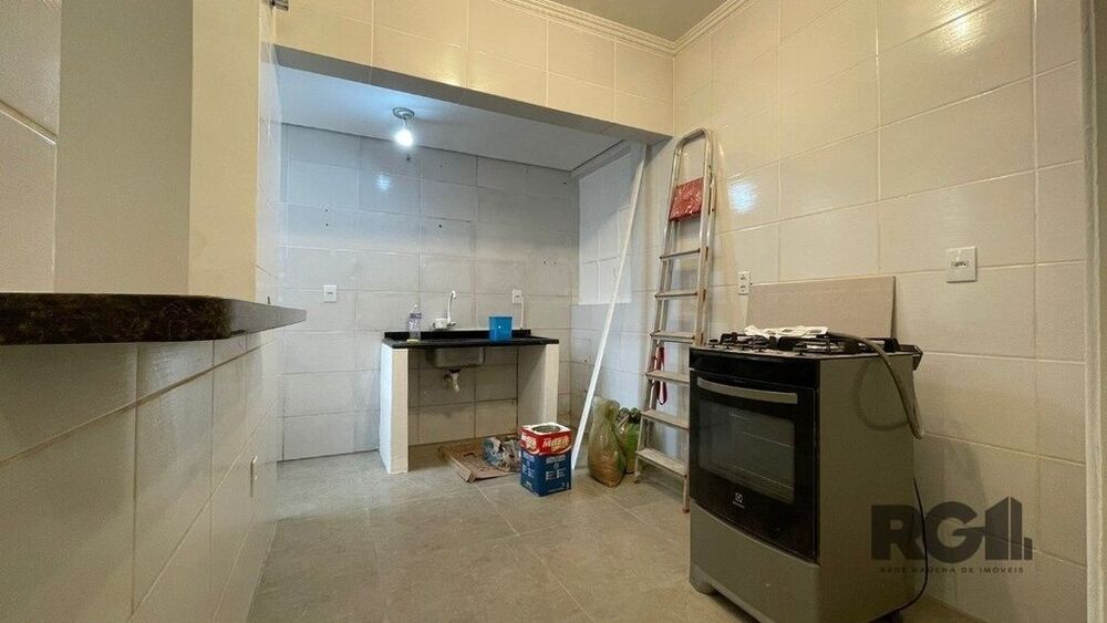 Apartamento à venda com 1 quarto, 42m² - Foto 2