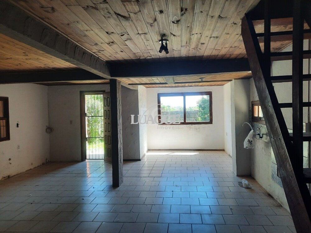 Casa à venda com 2 quartos, 122m² - Foto 2
