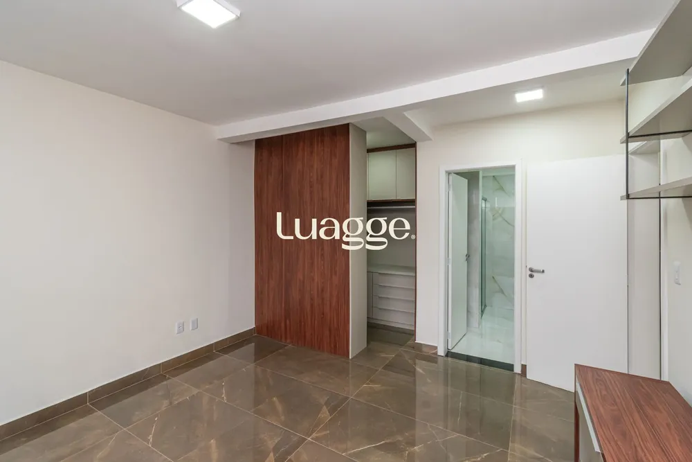 Casa, 3 quartos, 355 m² - Foto 1