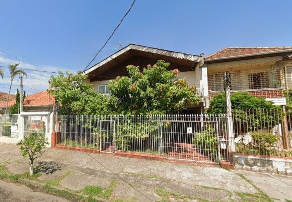 Casa à venda com 5 quartos, 398m² - Foto 1