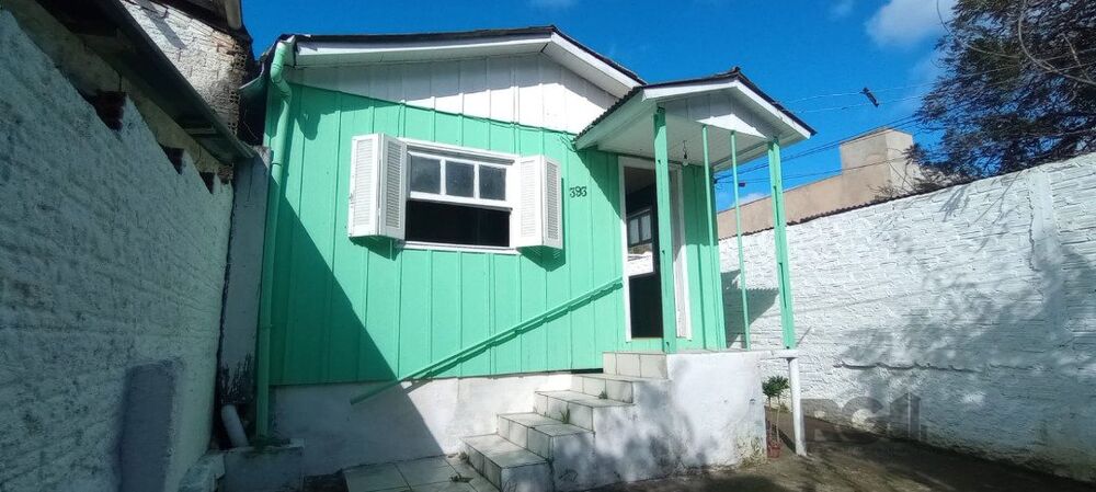 Casa à venda com 2 quartos, 62m² - Foto 1