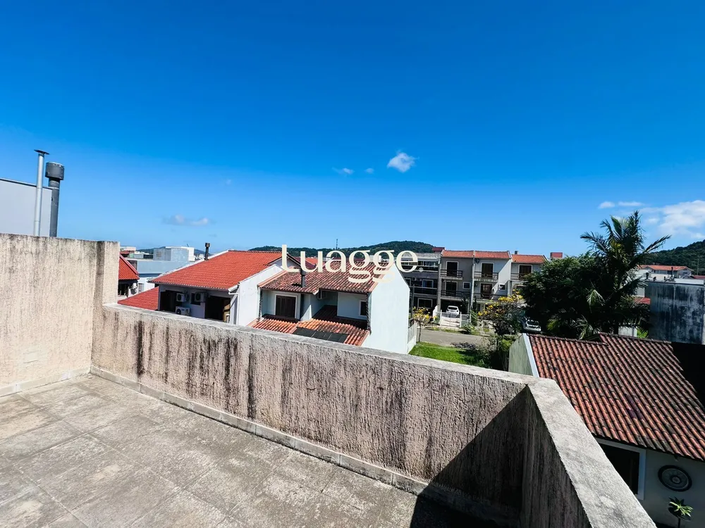Casa, 3 quartos, 151 m² - Foto 2