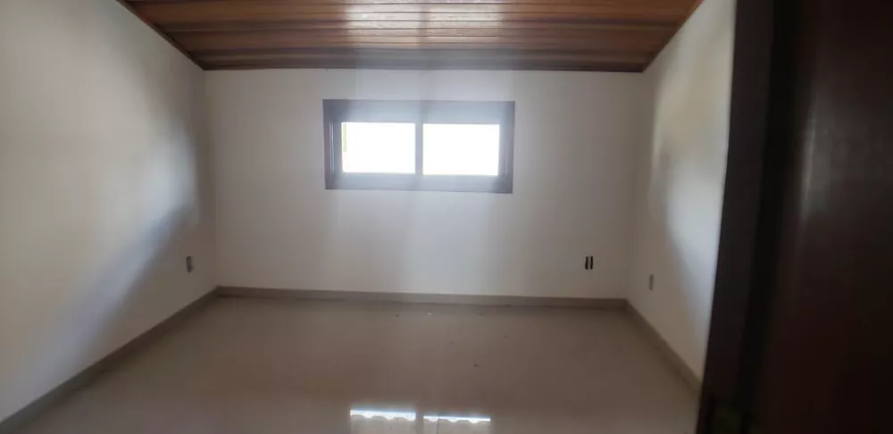 Casa à venda com 3 quartos, 87m² - Foto 12