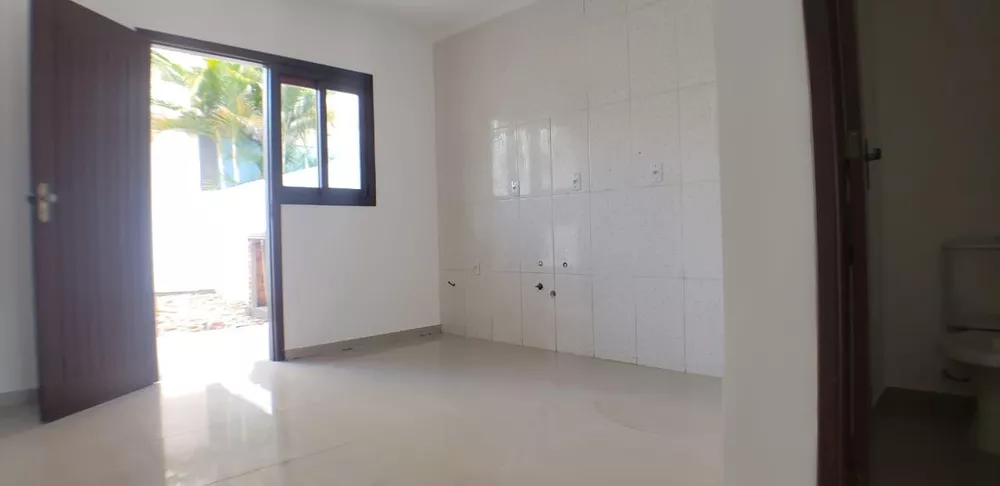 Casa à venda com 3 quartos, 87m² - Foto 5