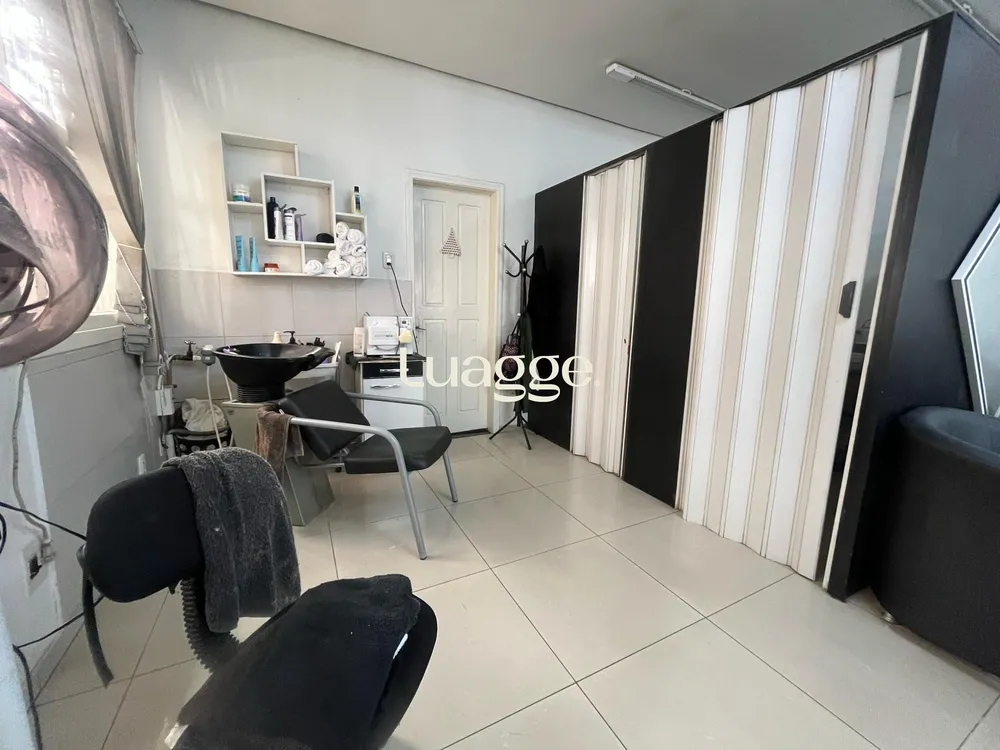 Casa, 3 quartos, 249 m² - Foto 2