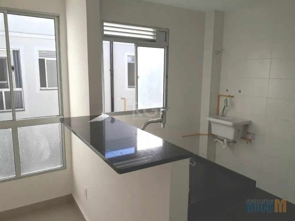 Apartamento à venda com 2 quartos, 42m² - Foto 4