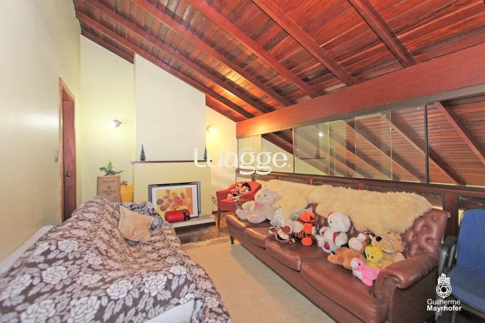 Cobertura, 3 quartos, 212 m² - Foto 2