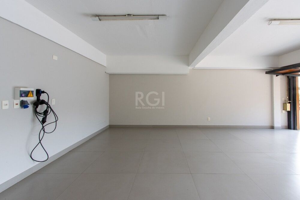 Casa à venda com 7 quartos, 1318m² - Foto 3