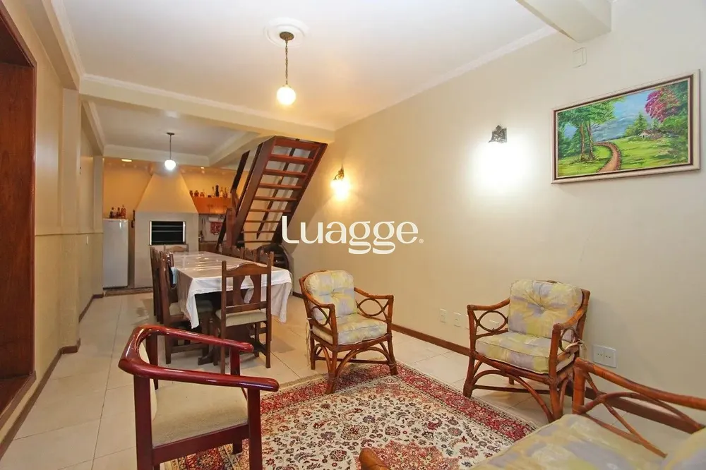 Casa, 5 quartos, 193 m² - Foto 1