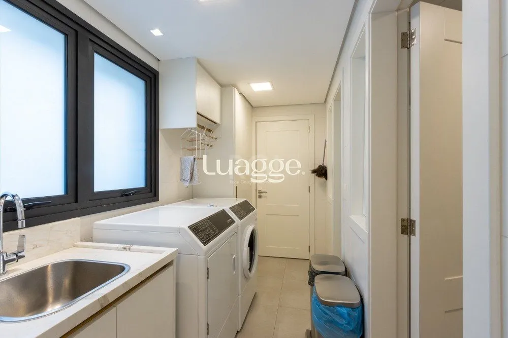 Apartamento, 3 quartos, 257 m² - Foto 1