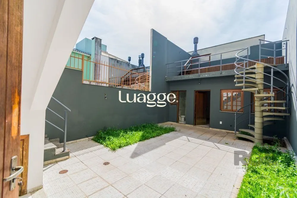 Casa, 3 quartos, 321 m² - Foto 1