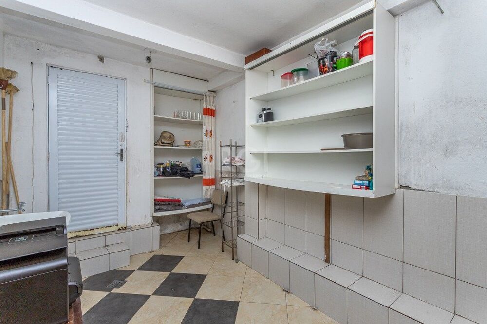 Casa à venda com 3 quartos, 430m² - Foto 2