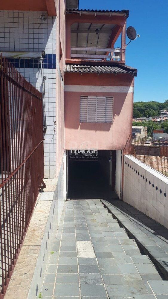 Casa à venda com 5 quartos, 450m² - Foto 1