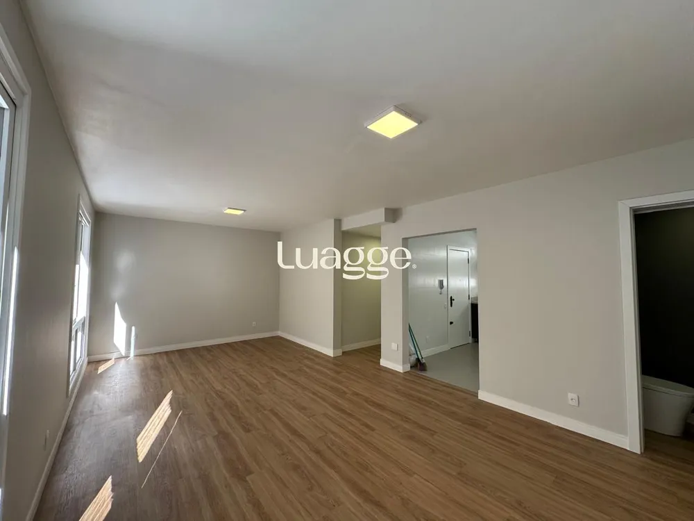 Apartamento, 3 quartos, 116 m² - Foto 2