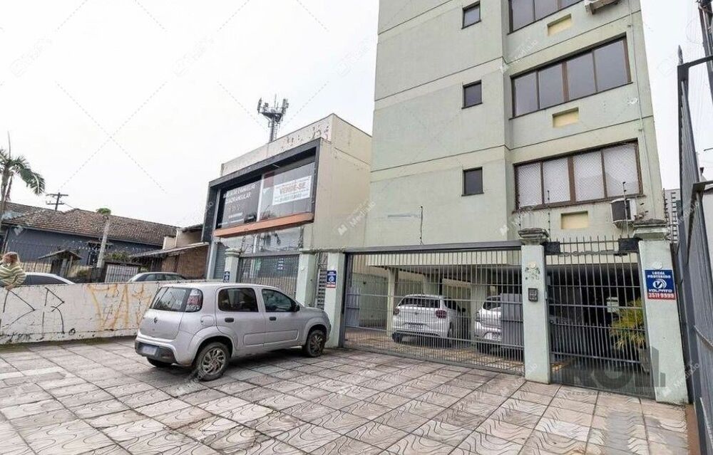 Apartamento à venda com 3 quartos, 75m² - Foto 1