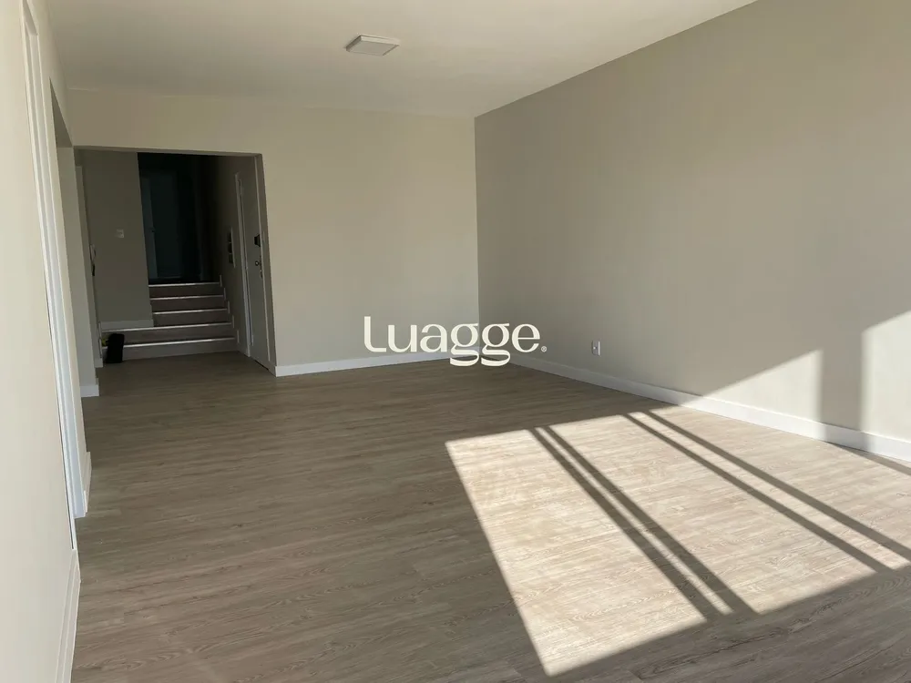Apartamento, 3 quartos, 134 m² - Foto 4