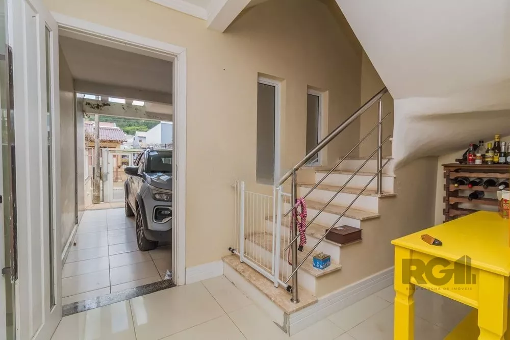 Casa à venda com 3 quartos, 164m² - Foto 4