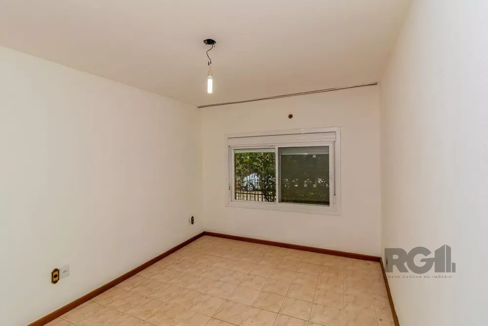 Casa à venda com 4 quartos, 230m² - Foto 5