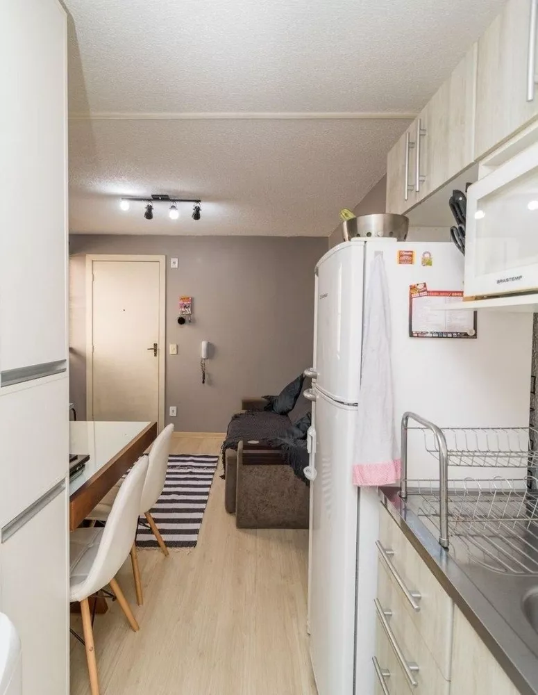 Apartamento à venda com 2 quartos, 37m² - Foto 4