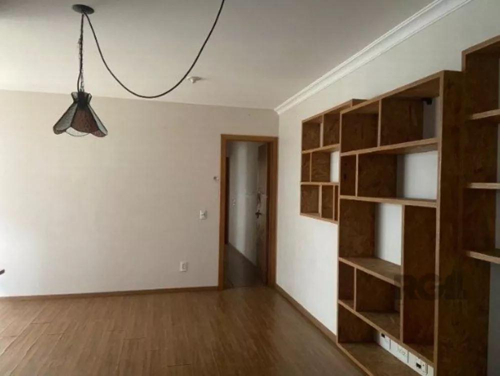 Apartamento à venda com 2 quartos, 67m² - Foto 2