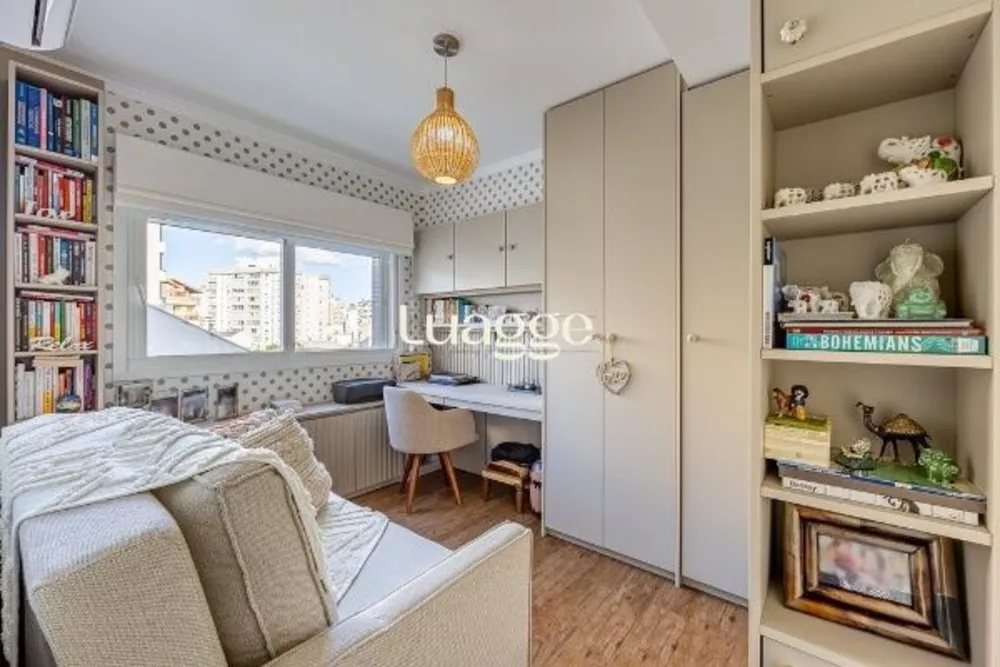 Apartamento, 3 quartos, 141 m² - Foto 1