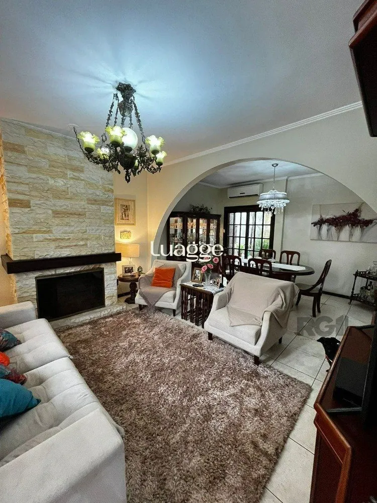 Casa, 3 quartos, 240 m² - Foto 2
