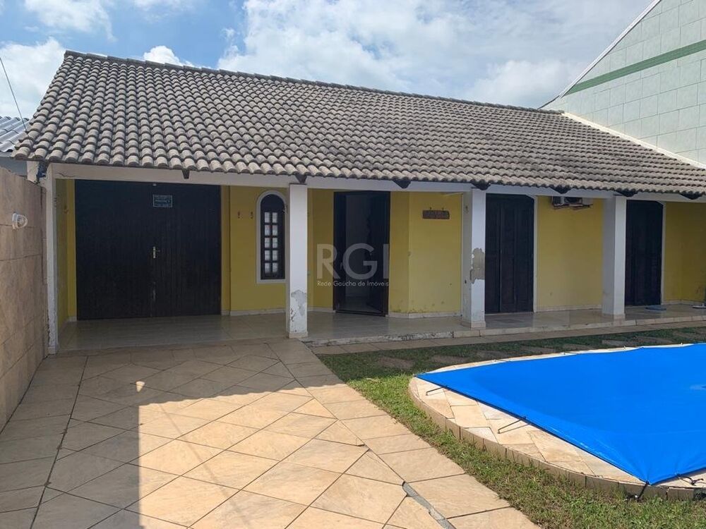 Casa à venda com 4 quartos, 178m² - Foto 1