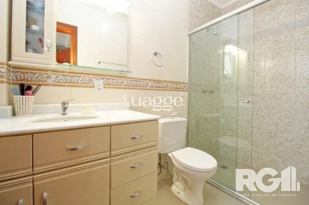 Casa, 3 quartos, 226 m² - Foto 1