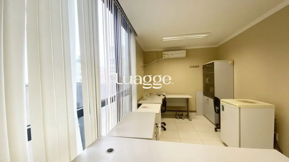 Apartamento, 3 quartos, 100 m² - Foto 2