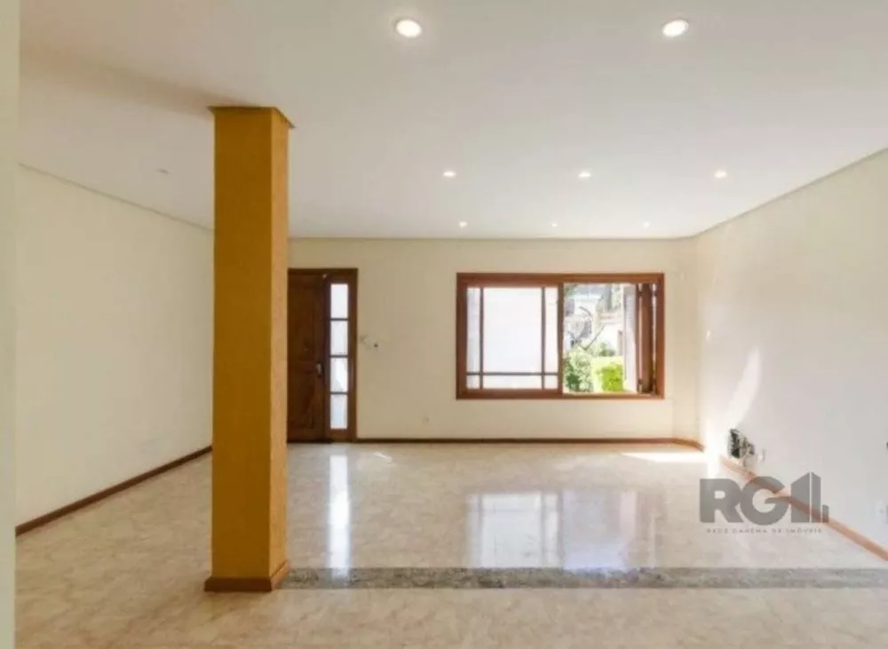 Casa para alugar com 4 quartos, 289m² - Foto 3