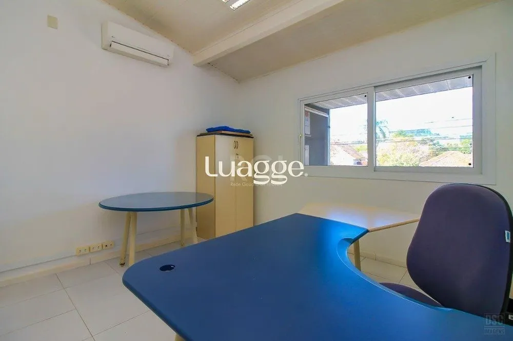Casa, 3 quartos, 248 m² - Foto 1