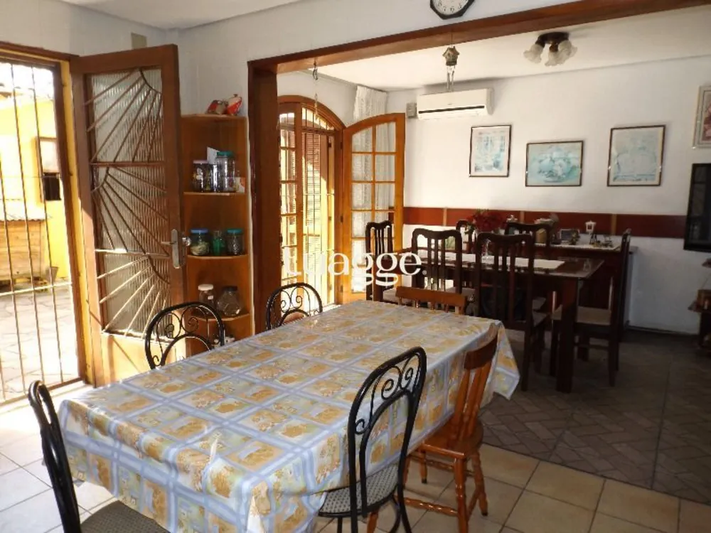 Casa, 3 quartos, 276 m² - Foto 1