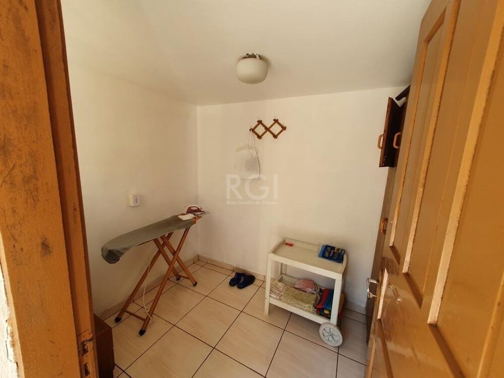 Casa à venda com 4 quartos, 249m² - Foto 12