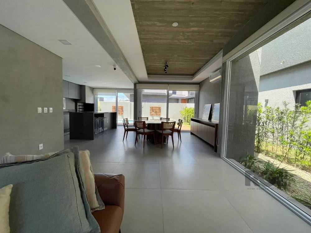 Casa de Condomínio à venda com 4 quartos, 201m² - Foto 4